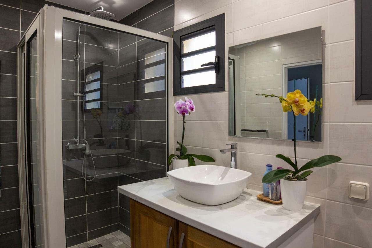 T2 - 64M2 - Residence Georgette Terre Sainte Экстерьер фото